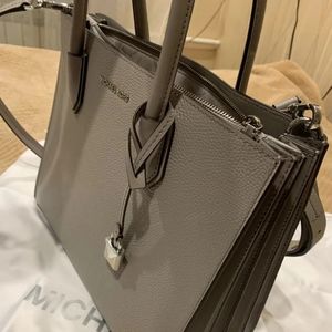Authentic Orignial Michael Kors Leather Tote